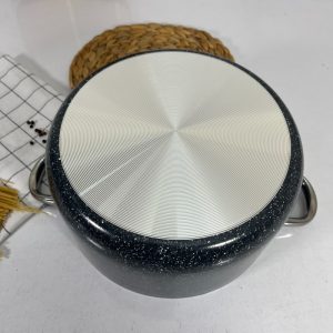 قابلمه لاوان مدل تیتان سایز 24